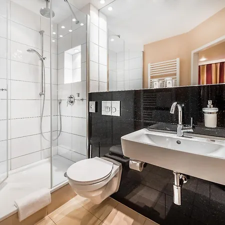 Best Western Raphael Hotel Altona-2